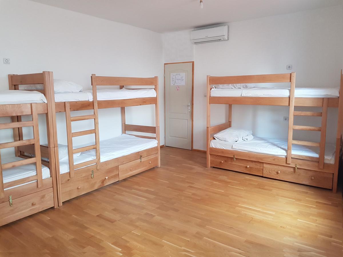Hostel Timun (Adults Only) Новалья Экстерьер фото